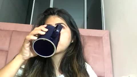 Skyler online show from 04/21/26, 01:07