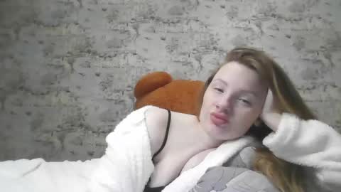 Skyler online show from 02/28/25, 01:15