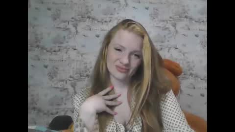 Skyler online show from 09/21/25, 07:04