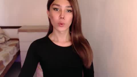 Snapshot of skyllerkent chatting on 05/30/26, 03:58 Sky online show from 05/30/26, 03:58