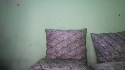 Snapshot of skylour chatting on 03/18/26, 06:38 Skylour online show from 03/18/26, 06:38