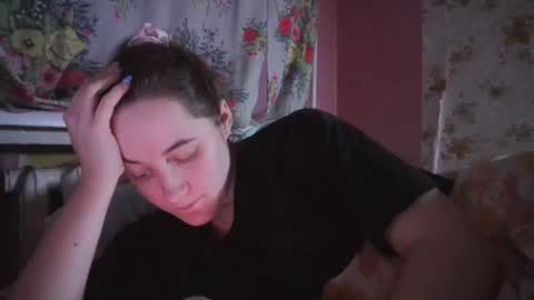 skyressie333 online show from 12/30/24, 02:40