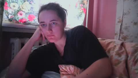 skyressie333 online show from 12/31/24, 01:41