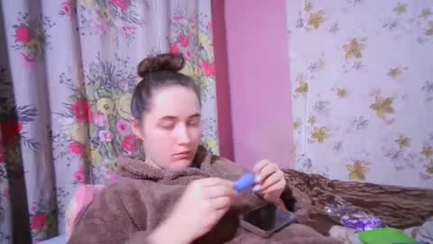 skyressie333 online show from 01/16/25, 02:51