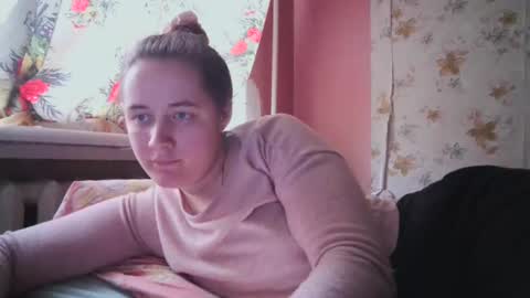 skyressie333 online show from 02/04/25, 12:11