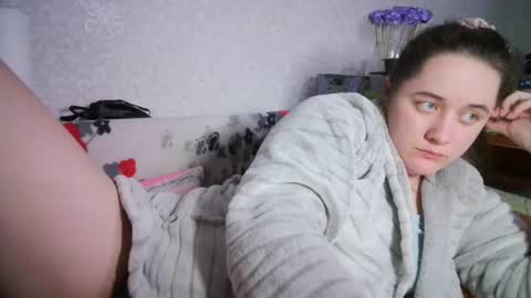 skyressie333 online show from 02/20/25, 08:47