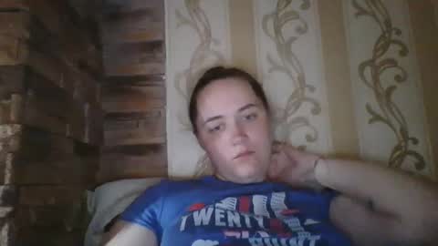 skyressie333 online show from 10/04/25, 06:39