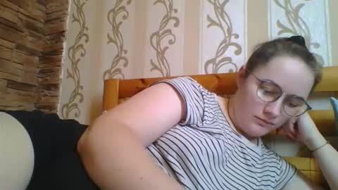 skyressie333 online show from 02/06/26, 09:23