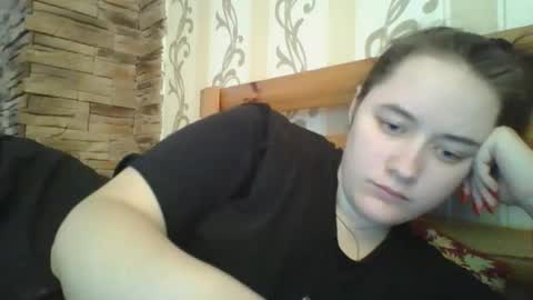 skyressie333 online show from 02/12/26, 06:41