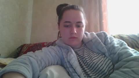 skyressie333 online show from 04/06/26, 05:52