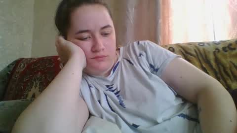 skyressie333 online show from 04/08/26, 07:08