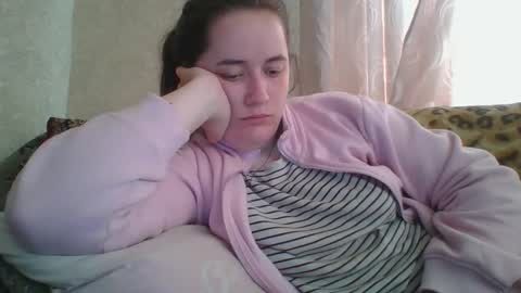 skyressie333 online show from 04/16/26, 06:25