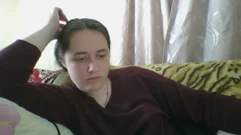 skyressie333 online show from 04/17/26, 07:50