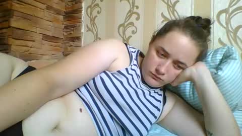Snapshot of skyressie333 chatting on 08/06/26, 04:58 skyressie333 online show from 08/06/26, 04:58