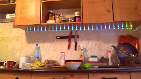 Sky online show from 01/30/25, 02:04