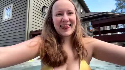 Sky Winters online show from 12/31/24, 04:35