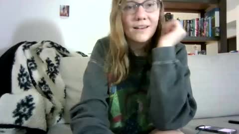 Sky Winters online show from 04/01/26, 04:15