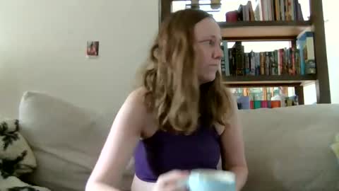 Snapshot of skywinters chatting on 05/11/26, 01:28 Sky Winters online show from 05/11/26, 01:28