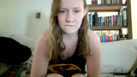 Snapshot of skywinters chatting on 06/01/26, 05:47 Sky Winters online show from 06/01/26, 05:47