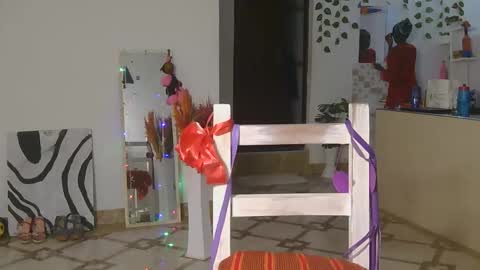 Bella online show from 11/10/25, 11:37