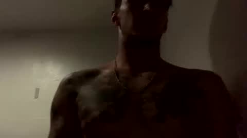 Snapshot of skyydaddy9 chatting on 10/16/25, 07:09 skyydaddy9 online show from 10/16/25, 07:09