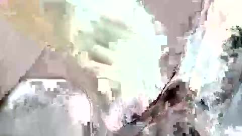 Snapshot of slash1710 chatting on 11/12/25, 08:52 Z online show from 11/12/25, 08:52