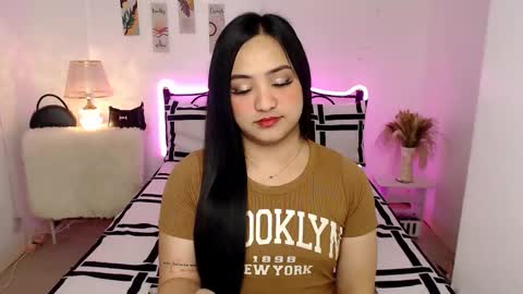 Queen Cyrine online show from 01/06/26, 02:59