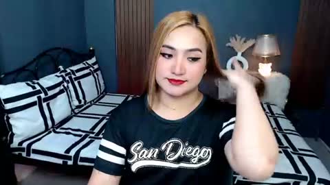 Snapshot of slave_amanda69 chatting on 06/24/26, 04:22 Queen Cyrine online show from 06/24/26, 04:22