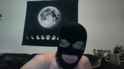 slaveforgodess online show from 10/14/25, 01:28