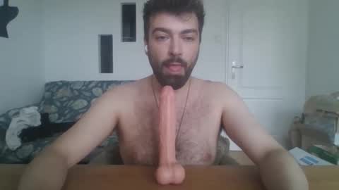 Snapshot of slavic_sword chatting on 05/17/26, 03:41 slavic_sword online show from 05/17/26, 03:41