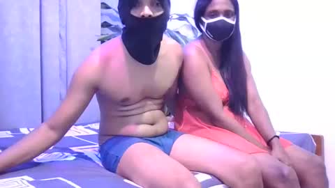 Snapshot of slcouple7 chatting on 12/28/24, 03:04 Slcouple online show from 12/28/24, 03:04