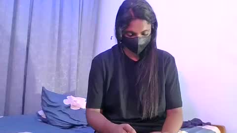 Snapshot of slcouple7 chatting on 01/07/25, 02:19 Slcouple online show from 01/07/25, 02:19