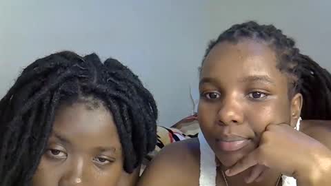 sleciah online show from 11/29/25, 07:17