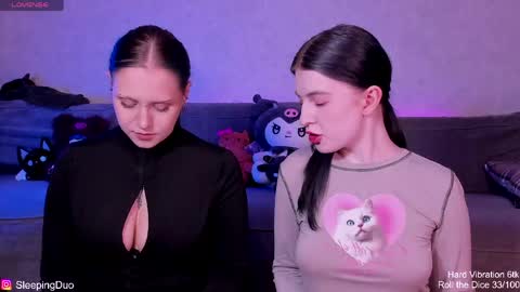 Snapshot of sleepingduo chatting on 06/09/26, 05:24 Hi We are Iva and Angela Nice to meet u 3 online show from 06/09/26, 05:24