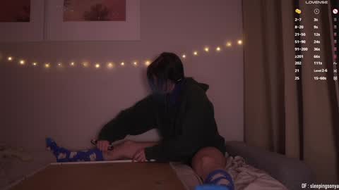 Sonya online show from 12/22/24, 09:42