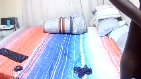 Snapshot of slender_sweetbabe chatting on 07/10/26, 11:24 slender_sweetbabe online show from 07/10/26, 11:24