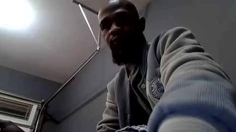 Snapshot of slickerthan12 chatting on 02/06/25, 07:35 BBC Hanging online show from 02/06/25, 07:35