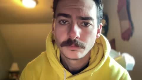 Snapshot of slickmass chatting on 12/06/24, 03:55 SlickMass online show from 12/06/24, 03:55