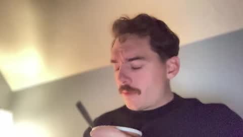 Snapshot of slickmass chatting on 01/29/25, 02:40 SlickMass online show from 01/29/25, 02:40