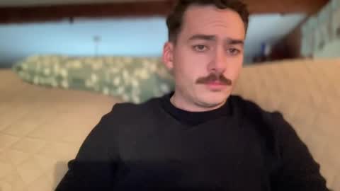 Snapshot of slickmass chatting on 03/04/25, 09:54 SlickMass online show from 03/04/25, 09:54