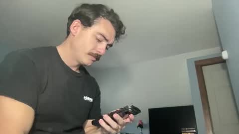 Snapshot of slickmass chatting on 09/11/25, 04:40 SlickMass online show from 09/11/25, 04:40