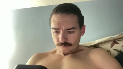 Snapshot of slickmass chatting on 09/26/25, 03:10 SlickMass online show from 09/26/25, 03:10