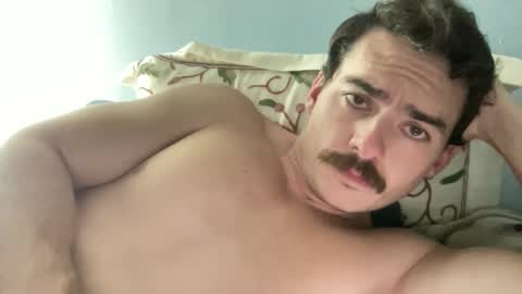 Snapshot of slickmass chatting on 09/27/25, 01:54 SlickMass online show from 09/27/25, 01:54