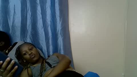 Alicia online show from 11/18/25, 11:58