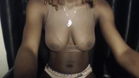 Snapshot of slim_angel19 chatting on 01/15/26, 09:36 teddy online show from 01/15/26, 09:36