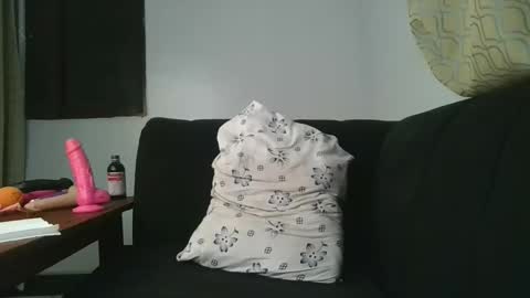 becky online show from 12/05/25, 02:31