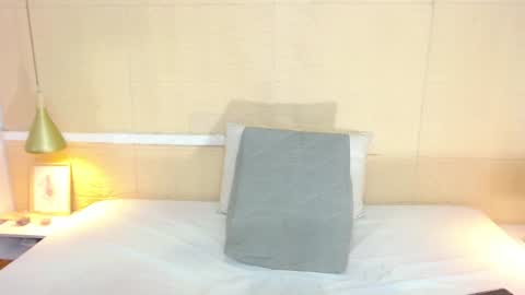 slim_chocobar18 online show from 12/20/24, 01:54