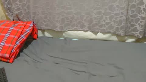 slim_girl01 online show from 04/10/26, 07:57