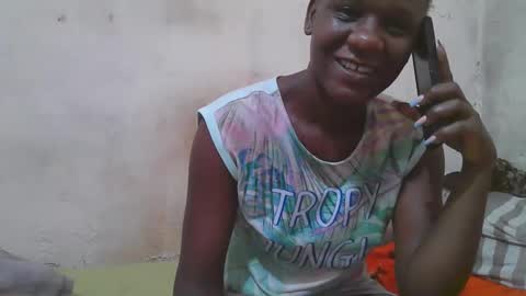 Snapshot of slim_girl3 chatting on 04/20/26, 06:27 slim_girl3 online show from 04/20/26, 06:27