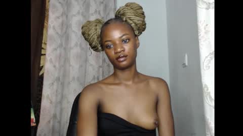 Slimfit girl online show from 11/29/25, 06:38